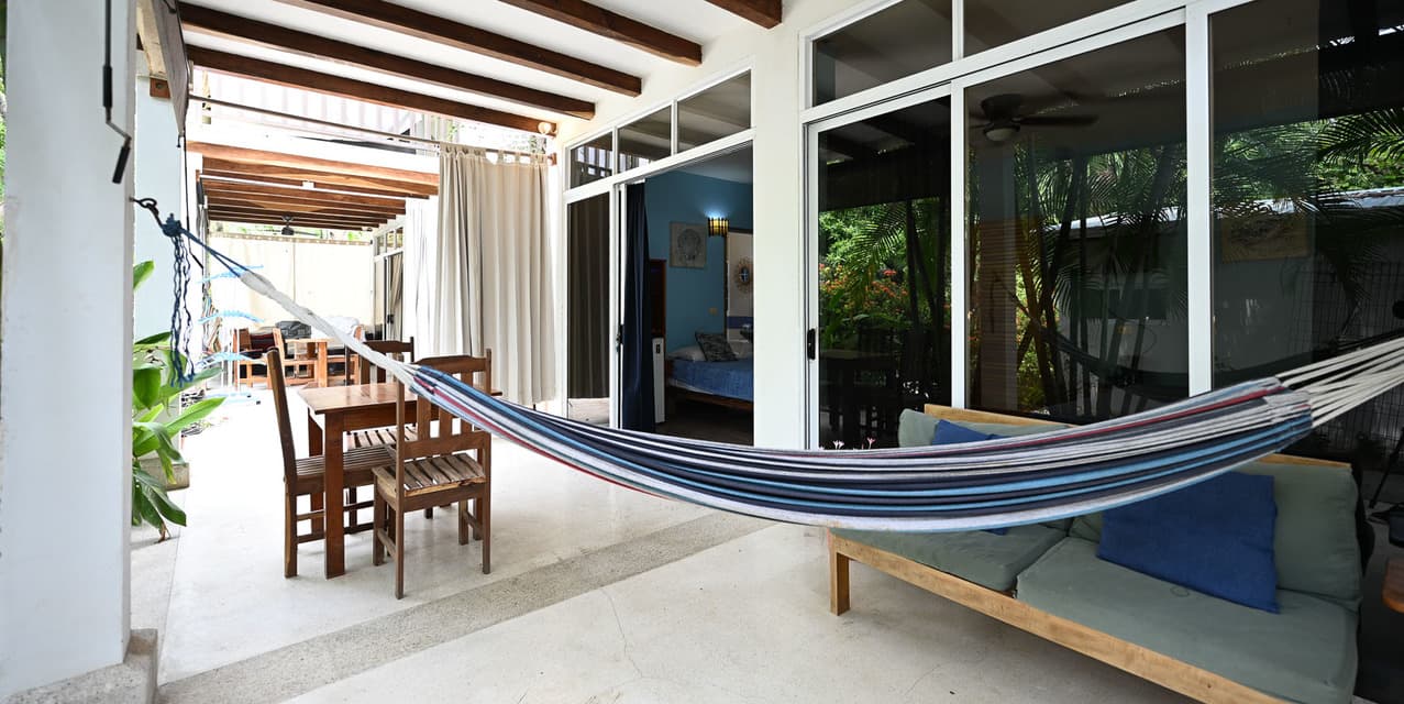 7-Unit Boutique Hotel with Pool and Commercial Growth Potential — photo
