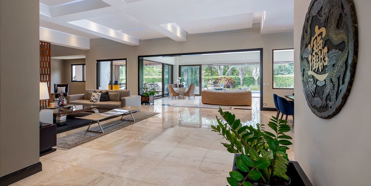La Hacienda Cosmopolitan Single Level Home — photo
