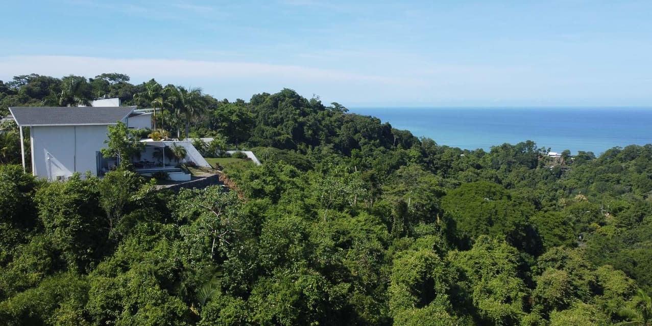 Ocean View Investment Villas in Santa Teresa — photo