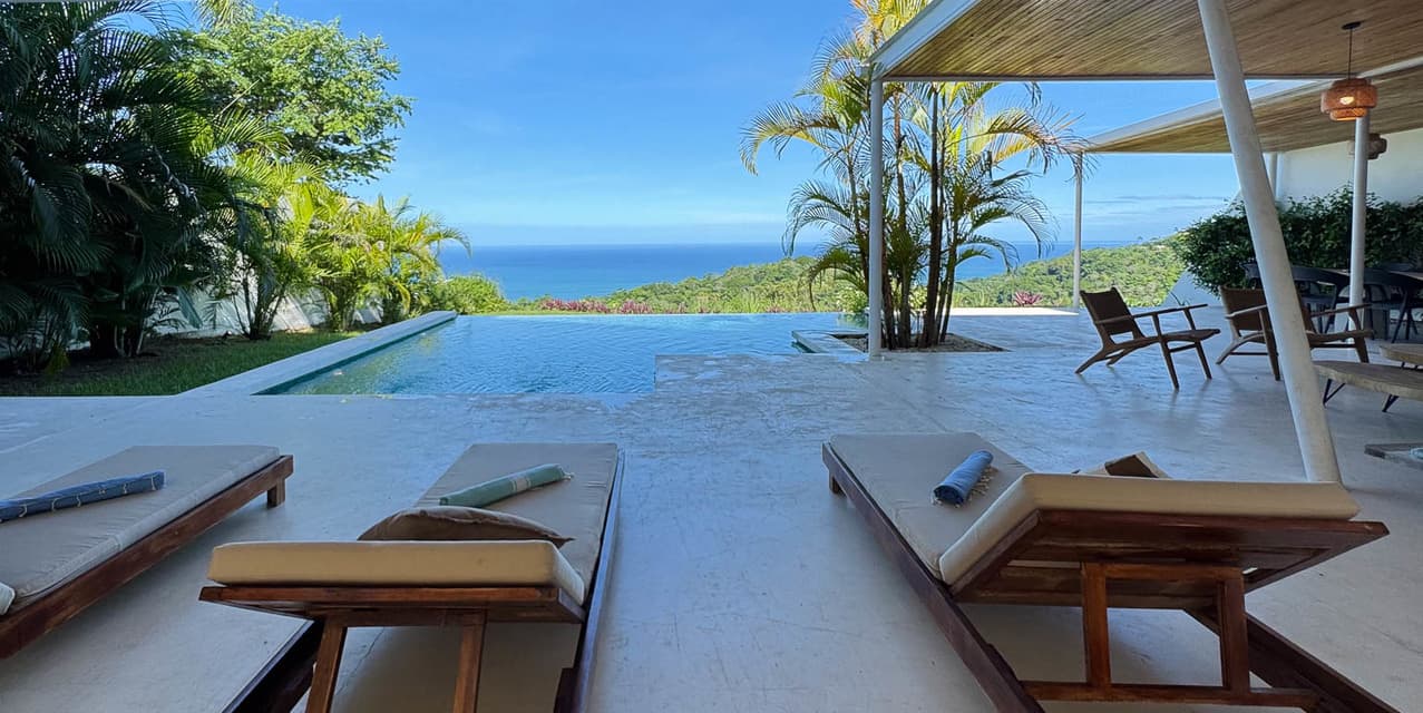 Ocean View Investment Villas in Santa Teresa — photo