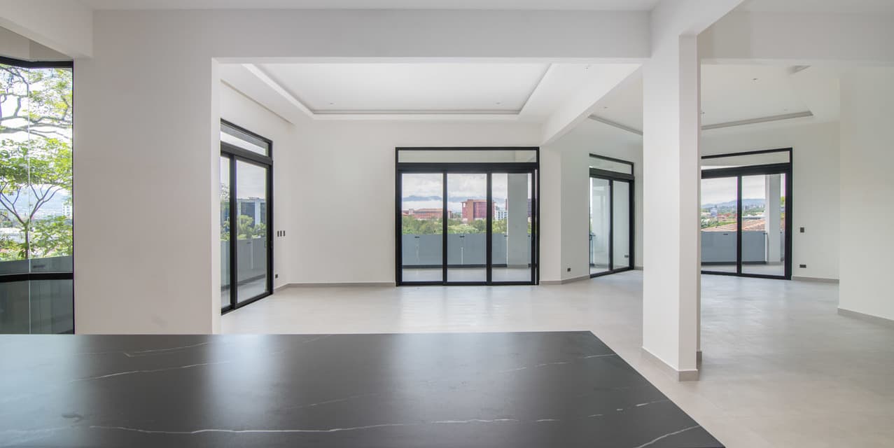 Bright Single-level Place at Cerro Alto — photo