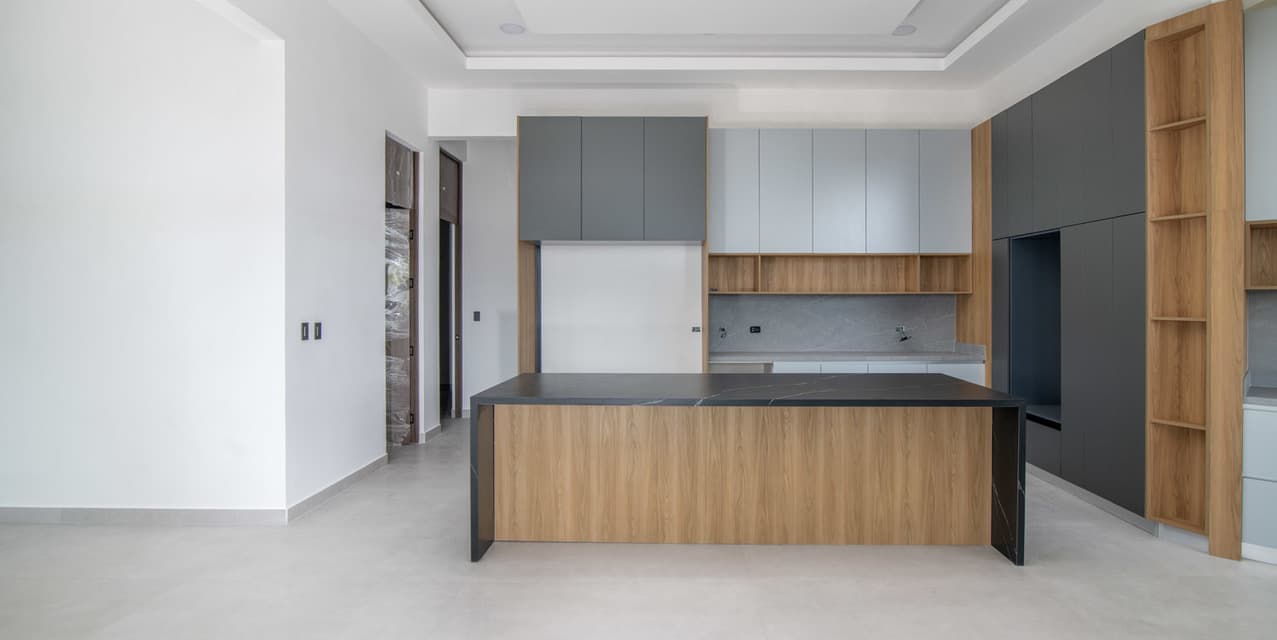 Bright Single-level Place at Cerro Alto — photo