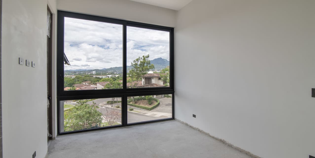 Bright Single-level Place at Cerro Alto — photo
