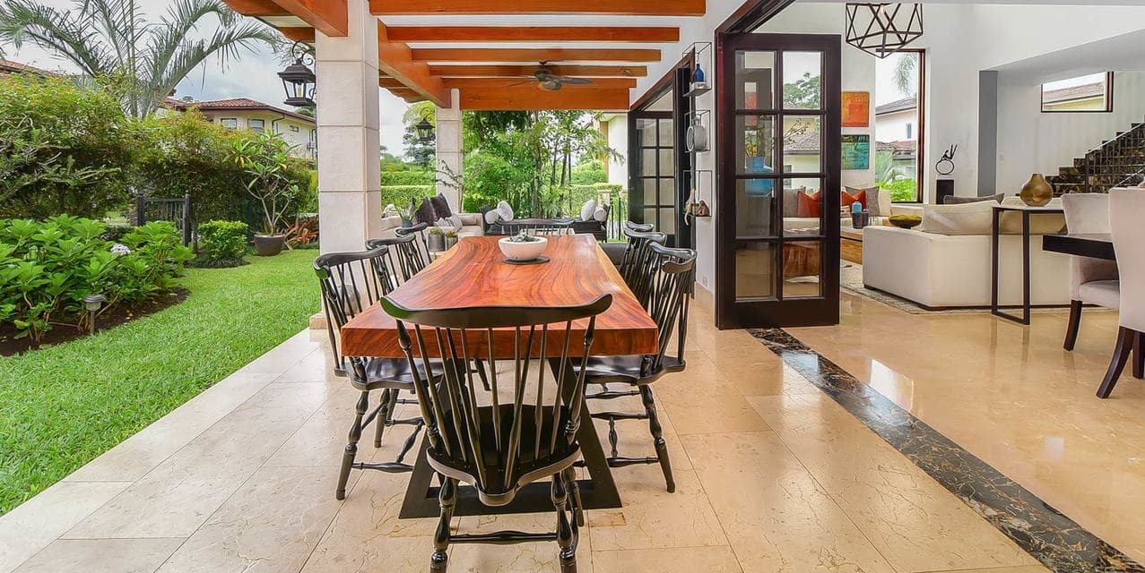 Santa Ana Marble-Detailed Home — photo