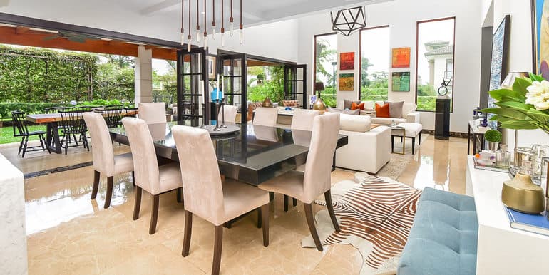 Santa Ana Marble-Detailed Home