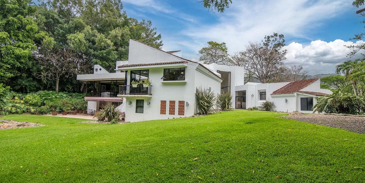 Escazu Gardenview Estate — photo
