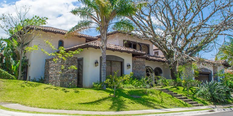 Posada Escondida in Santa Ana